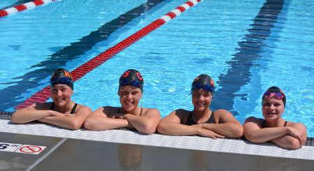 050215swimteamfreestyle