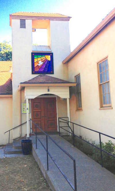 The “Dove in the Window” quilt block, the 74th on the Lake County Quilt Trail, has been installed at the United Methodist Church and Unitarian Universalist Community of Lake County in Kelseyville, Calif. Photo courtesy of the Lake County Quilt Trail. lcqtdoveblock