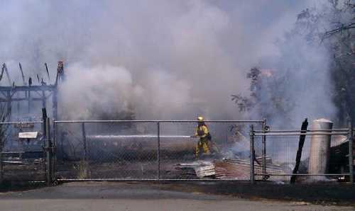 It took firefighters about an hour to contain a fire in Lower Lake, Calif., on Wednesday, July 17, 2013. Photo by April Loughry. 071713jessiefire1