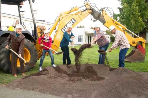 093013uvmcgroundbreaking