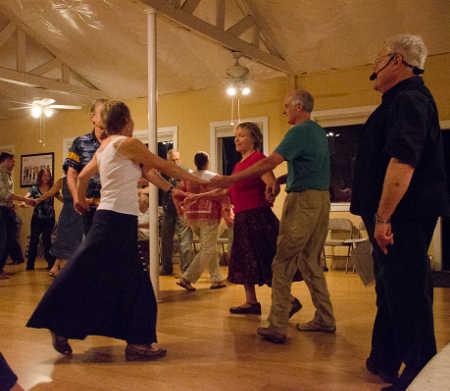 contradancetakehands