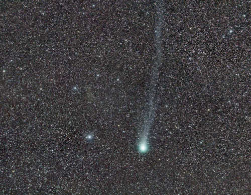022215cometlovejoy