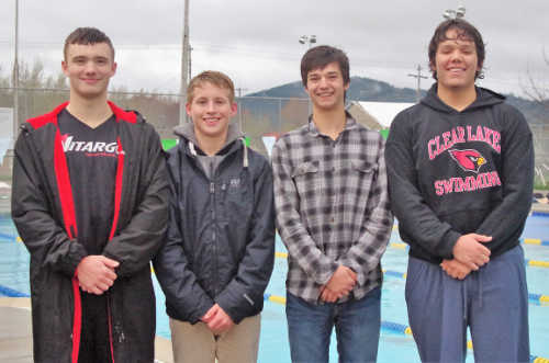 031016swimteam200freerelay