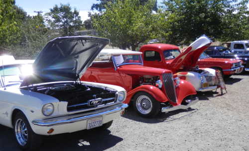 American Legion Post No. 437 hosted its fourth annual Show and Shine Car Show and Barbecue on Saturday, August 29, 2015 in Clearlake, Calif. A total of 29 entrants field the competition. The event included music and dancing, raffle prizes and barbecue. Photo by Denise Rockenstein/Lake County News. 082915carshowfield