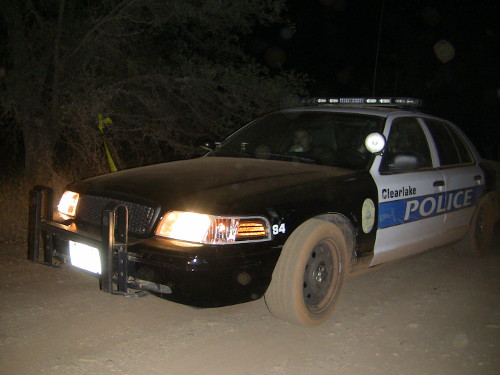 Clearlake Police officers were at the location of the discovery of a man's body on the evening of Friday, September 11, 2015, in Clearlake, Calif. Photo by John Jensen/Lake County News. 091115clearlakecrimescene