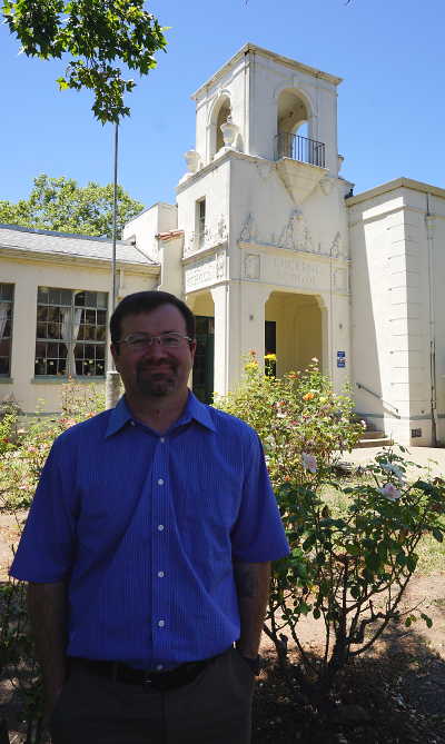 Nathan Maxman is now on the job as executive director of the Northshore Community Center in Lucerne, Calif. Photo by Elizabeth Larson/Lake County News. 063016natemaxman