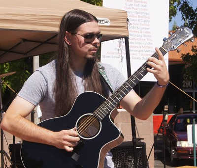 Travis Rinker of Lakeport, Calif., won top artist honors at the Rising Stars Music Competition in Ukiah, Calif., on Saturday, September 17, 2016. Photo by Mary Chadwick. 091716risingstarstravisrinker