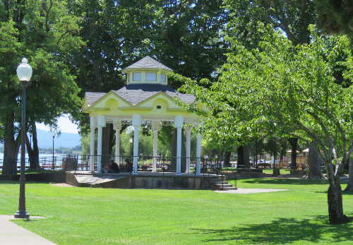 The gazebo in Library Park in Lakeport, Calif. Photo by Kathleen Scavone. scavonelibrarygazebo